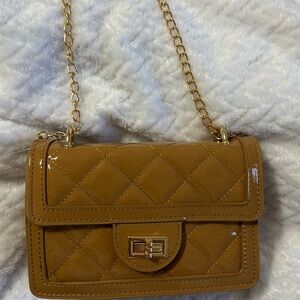 Crossbody handbag